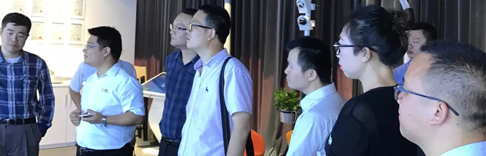 深圳市寶安區(qū)領(lǐng)導(dǎo)率隊蒞臨源碼參觀考察