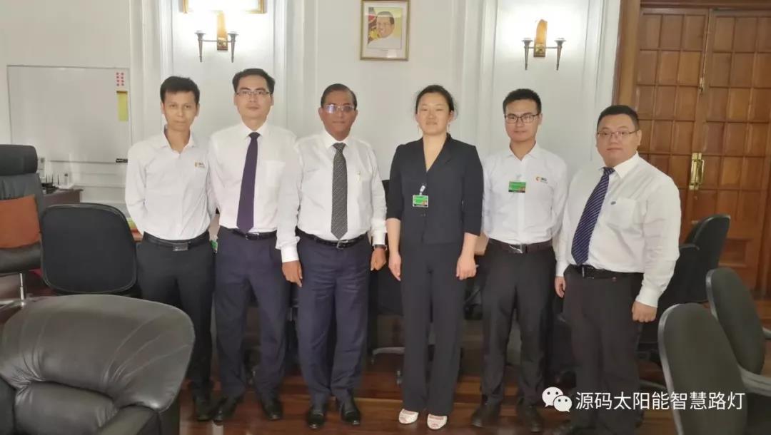 總統(tǒng)、發(fā)展局主席齊齊發(fā)聲，源碼火遍這個國家