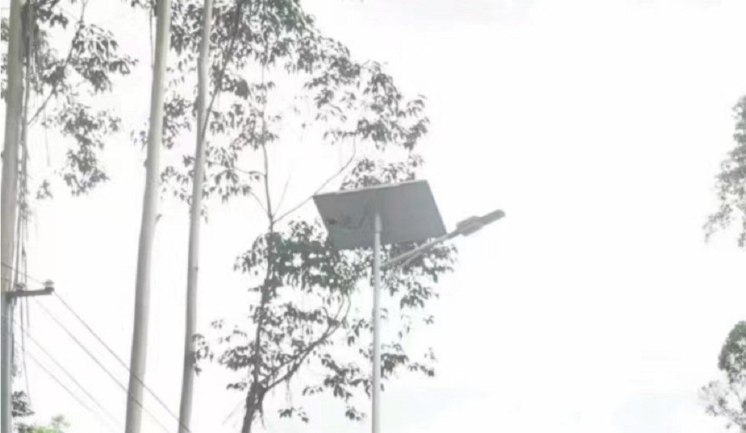 驅(qū)動的太陽能LED路燈系統(tǒng)匹配設(shè)計(jì)